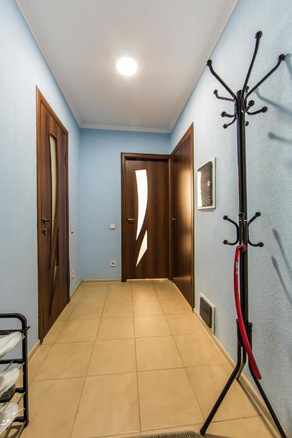 Super Comfort Flat For You Near The Metro. Київ Екстер'єр фото