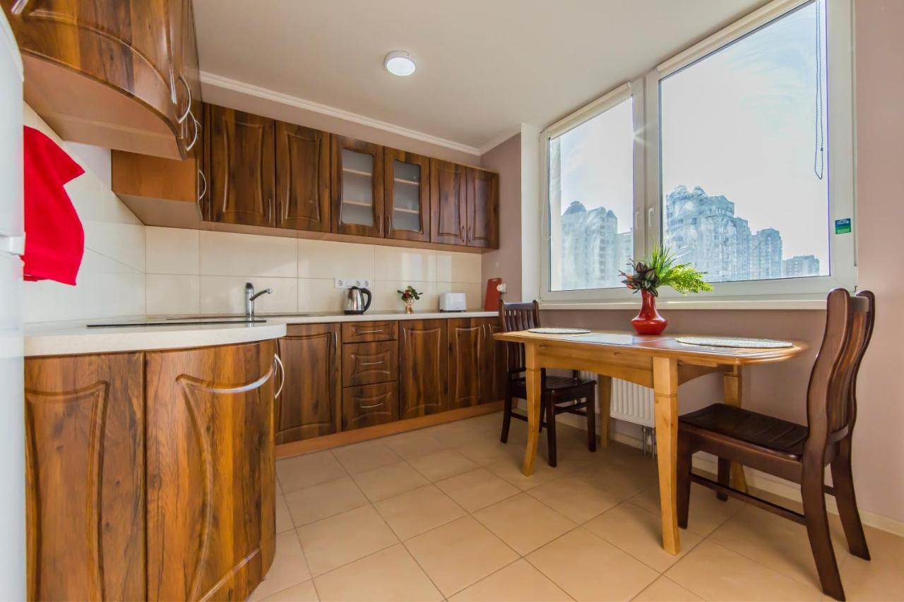 Super Comfort Flat For You Near The Metro. Київ Екстер'єр фото