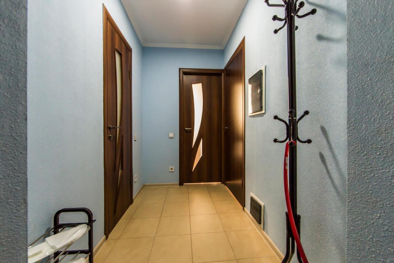 Super Comfort Flat For You Near The Metro. Київ Екстер'єр фото
